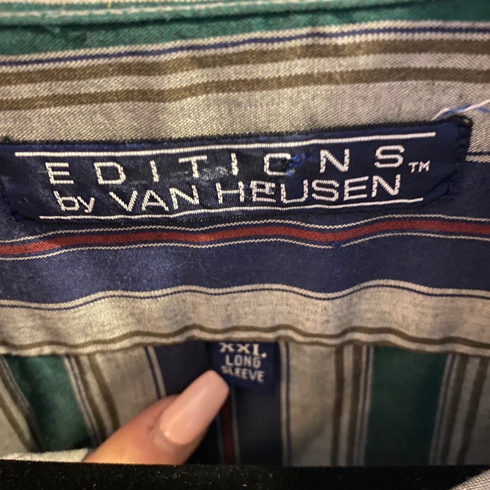 Mens button down - Picture 2 of 2